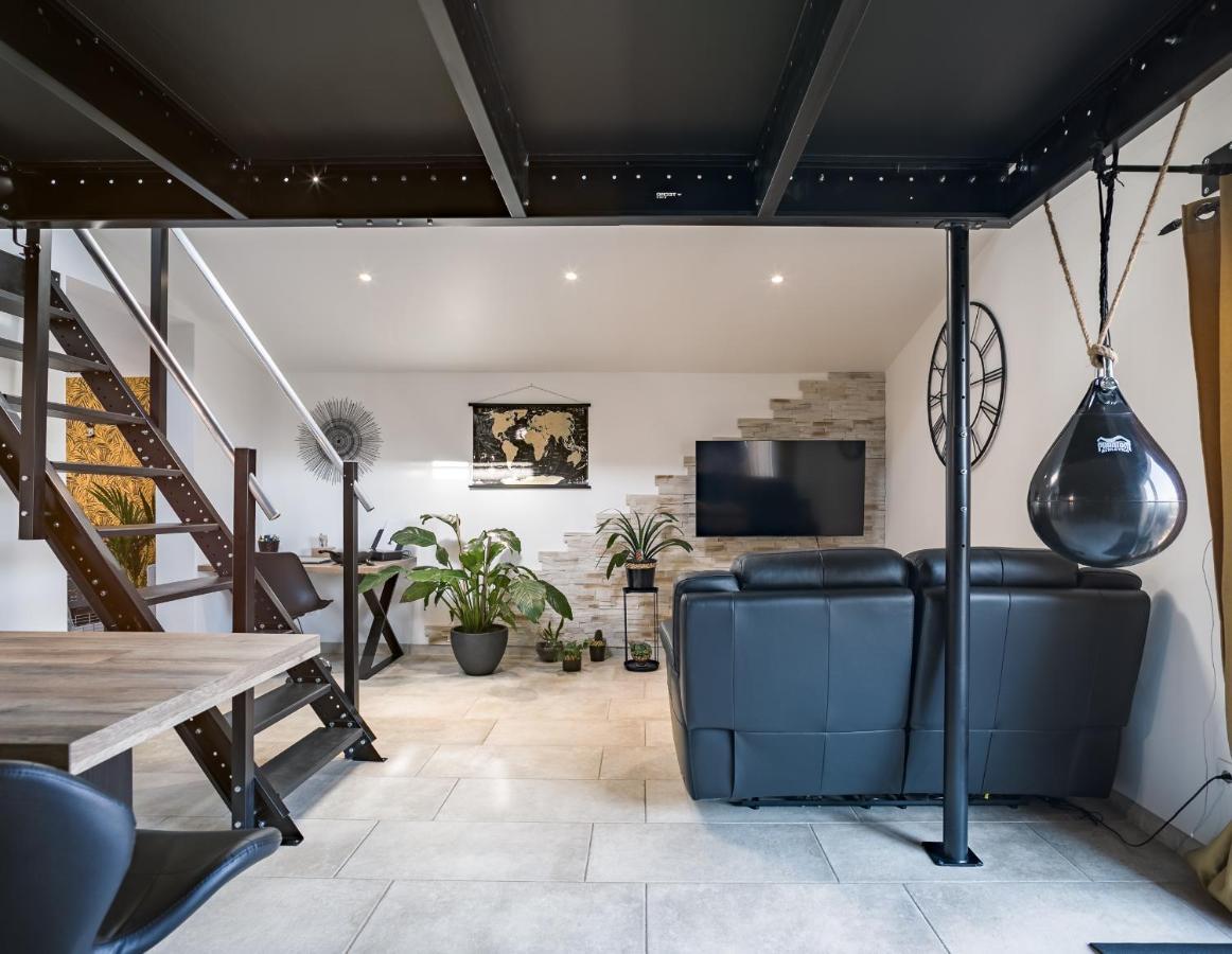 Apartament Loft Avec Jardin Et Parking Prive Troyes Zewnętrze zdjęcie